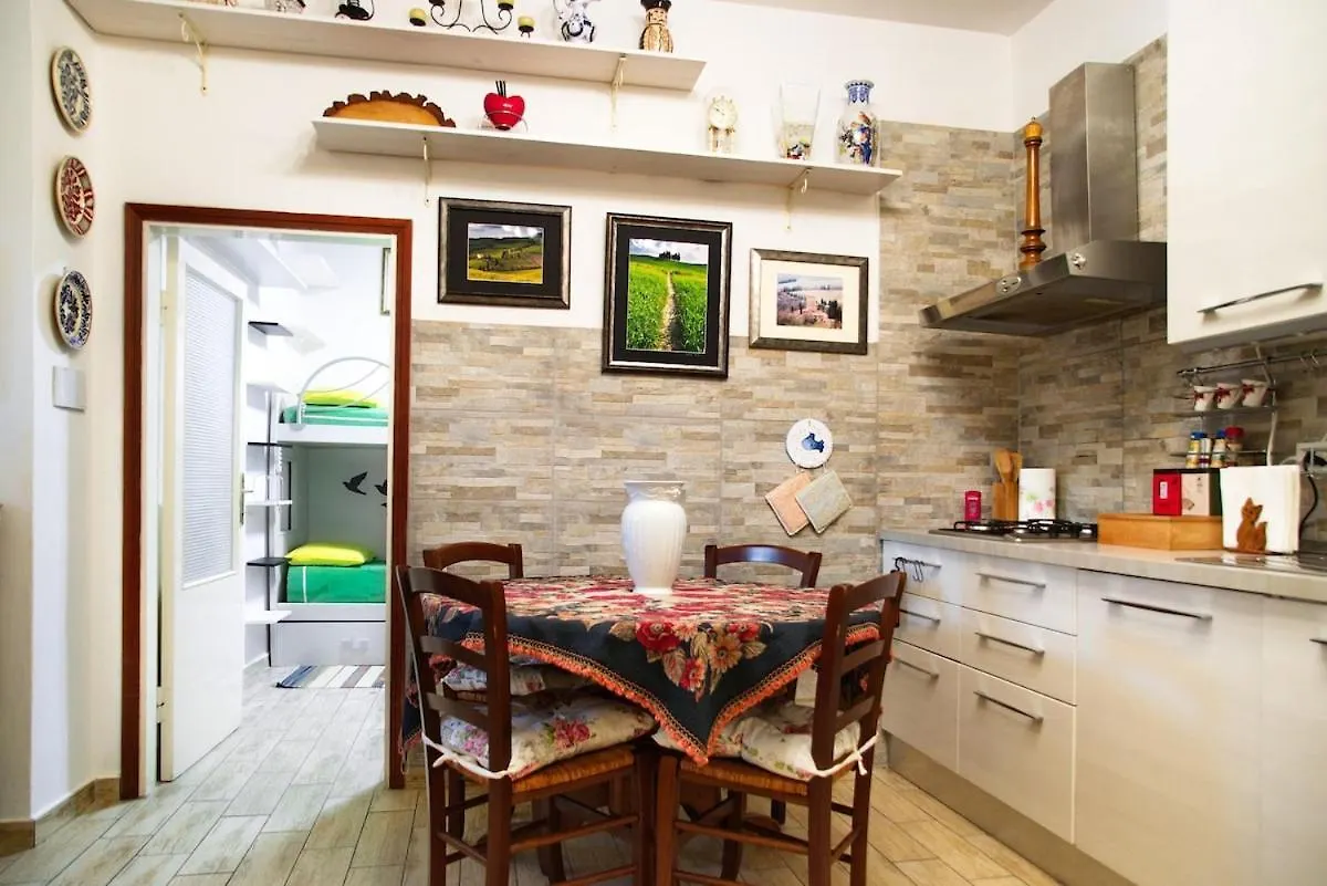 Lovely Apartment In Florencie